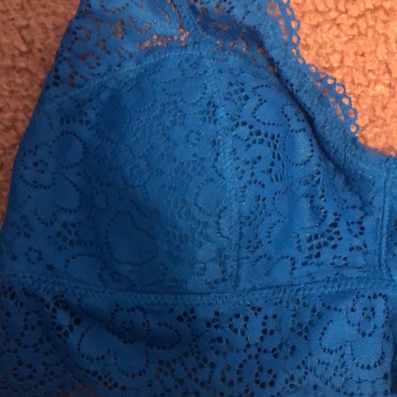 Gorgeous Aerie Bralette - Picture 2 of 7